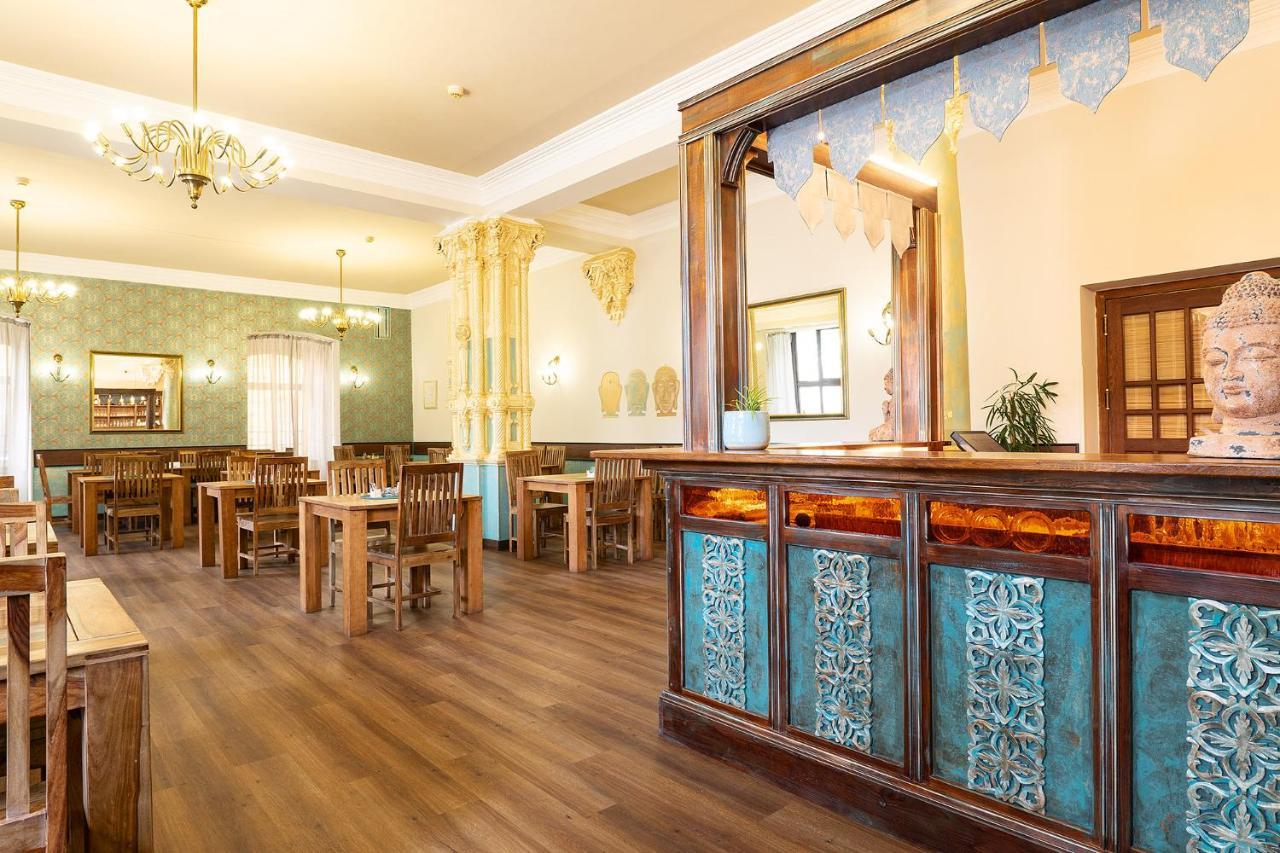 Hotel Ceska Koruna 3*