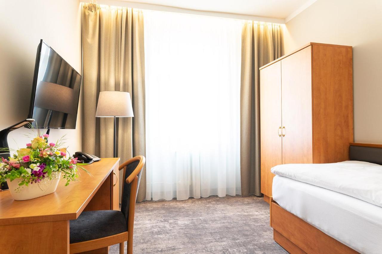 česká Koruna Hotel